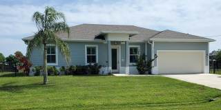 2161 SE Sunflower Street Gallery 1