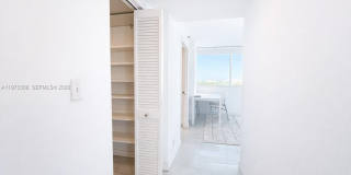 3411 Indian Creek Dr Gallery 24