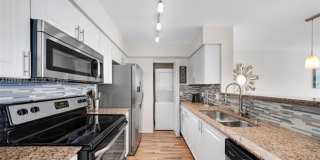 1155 Brickell Bay Dr cu-2207, Miami, FL 33131 Gallery 1
