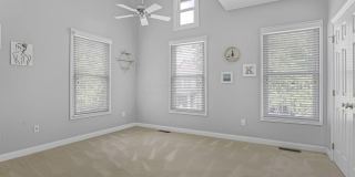 319 W 2nd Avenue Gallery 14