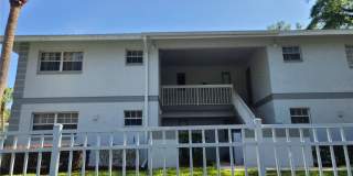 580 FAIRWAYS Lane Gallery 1