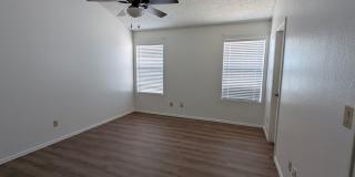 AVAILABLE NOW IN KYRENE AREA OF CHANDLER!!! Gallery 13