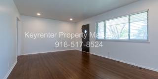 3 Bed 1.5 Bath in Great Midtown Location! Gallery 13