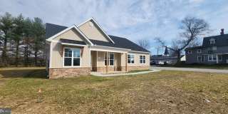 112 W MAIN Street Gallery 1