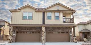 Beautiful 3 Bedroom Luxury Townhome, Kyle, Texas! Gallery 1