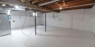 Single Family Home Centrally Located Gallery 34