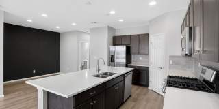 Charming 3BR Townhome in Denver Gallery 6