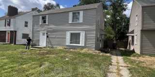 57 N Waverly St Gallery 18