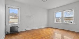 281 19Th Ave, 2nd flr Gallery 3