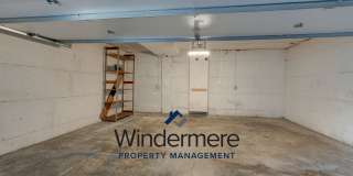 2BR/2BA Condo Overlooking the Bay - Water/Sewer/Garbage included! Gallery 25