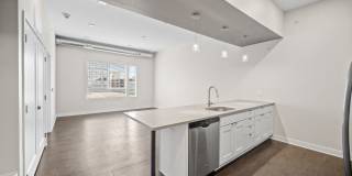 The Maxwell Downtown Des Moines Gallery 1