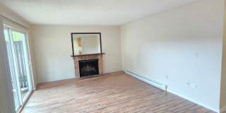 Renton Sunset Heights Condominiums - 2 bedroom 1 bathroom lower floor unit - W/S/G included- Available NOW!! Renton Sunset Heights Condominiums - 2 bedroom 1 bathroom lower floor unit - W/S/G included- Available NOW!! Gallery 22