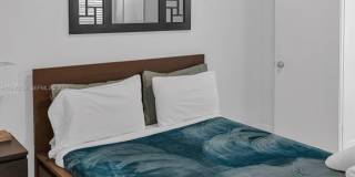 1044 SW 13th Ct Gallery 14