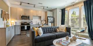 The Dartmouth North Hills Apartments Gallery 2