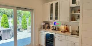 2174 Bay Boulevard Gallery 7