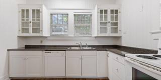 302 Versailles Boulevard Gallery 9