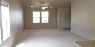 Beautiful new 3 bed 2 bath home in a quiet Star neighborhood. Gallery 5