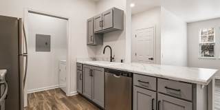 Sterling Oaks Luxury Apartments Gallery 23