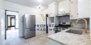 203-209 Indiana Gallery 14