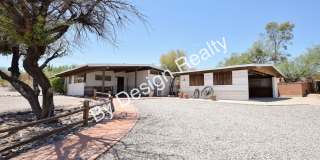 Indian Ridge 4 Bed 2 Bath with Mountain Views on .67 Acres of Land Gallery 1