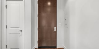 520 JOHN CARLYLE Street Gallery 2