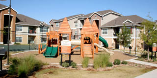 Affordable Housing - Cypress Creek on Jason Avenue Gallery 38