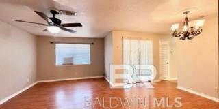 512 Lake Forest Boulevard Gallery 5