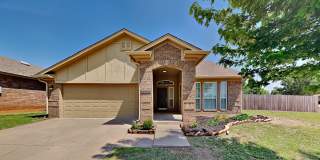 3 Bedroom 2 Bath 2 Car Garage in Deer Creek Schools Gallery 1