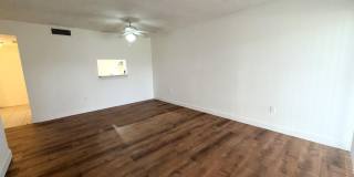 701 N Pine Island Road Gallery 13