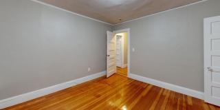 1011 Washington Street Gallery 11