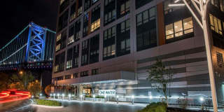 235 N COLUMBUS Boulevard Gallery 55