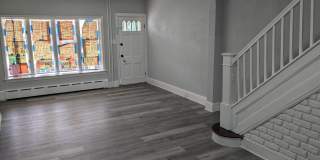 72 WASHINGTON Street Gallery 3