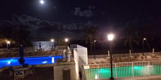 Ocean Front Condo Gallery 27