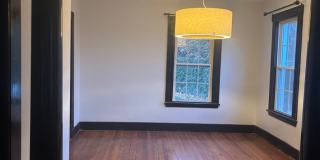 318 Front Street Gallery 28