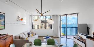 1925 Brickell Ave Gallery 3