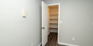 Emerald Apartments Gallery 51
