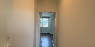 2 Bedroom, 2.5 Bath Tri-level townhouse in Signal Hill Gallery 30