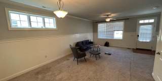 Room in 3 Bedroom Home at 109 Windy Creek Ln Gallery 3