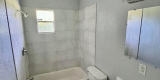 HUGE Dade City 3BR/1BA/1 Car Garage Home w/Tons of Living Area! NO APPLICATION FEE! Gallery 10