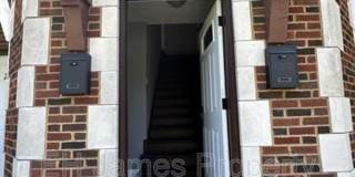 2206 East 7th Street Gallery 1