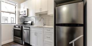 Centrally Located, Modern Fenway 2-Bed w/ Laundry Gallery 1