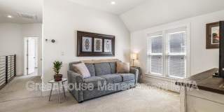 636 SW B ST Gallery 22