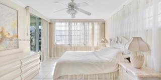 1700 NE 191st St Gallery 19