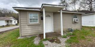 Cozy 2 Bedroom Home! PET FRIENDLY- RIPLEY TN. Gallery 1