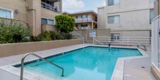 THE BAYSIDE Gallery 21