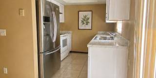 3 Bedroom, 2 Bath Single-Family Home with 2-Car Garage and Fenced Backyard in Orlando Gallery 6