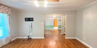Lovely Must See Home!! Gallery 9