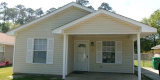 3BR/1.5BA Single Family Home in Gulfport. Rent $1,150.00 Gallery 1