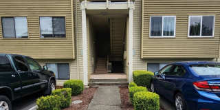 Available Now! Updated 2 bed condo in Central location, utilities included! Gallery 1
