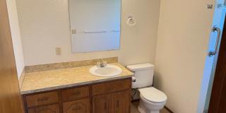 Well-kept house in desirable Thurston neighborhood! Gallery 22